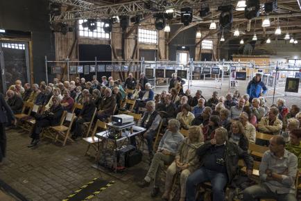 Volles Haus im Schuppen 6 in lübeck
