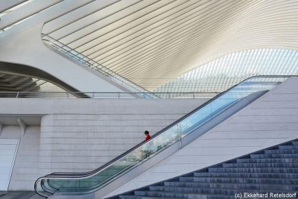 Auf der Rolltreppe