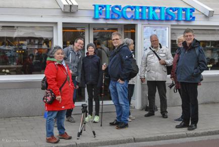 Vor der Fischkiste